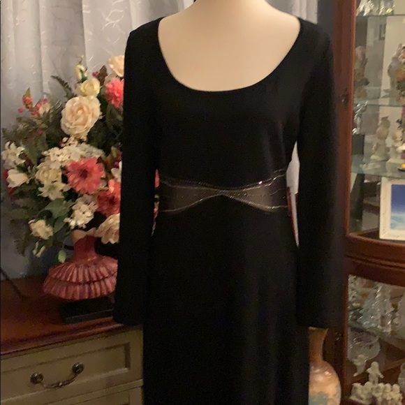 Dress - Picture 6 of 8